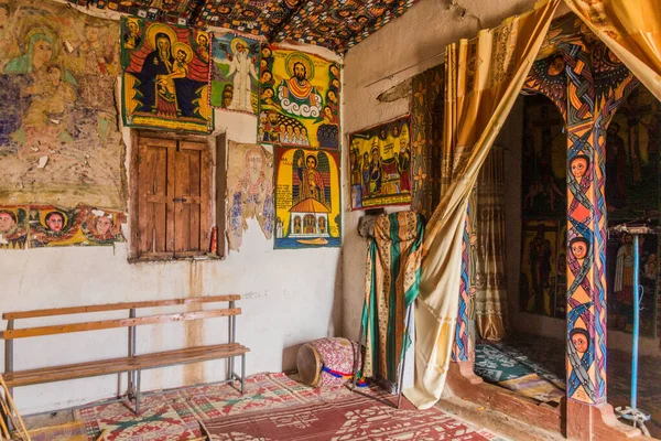 Axum Etiopia Marca 2019 Kolorowe Obrazy Klasztorze Abba Pantelewon Koło — Zdjęcie stockowe