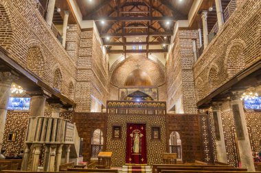CAIRO, EGYPT - 28 HAZİRAN 2019: Azizler Sergius ve Baküs Kilisesi Kahire, Mısır 'ın Coptic bölümünde