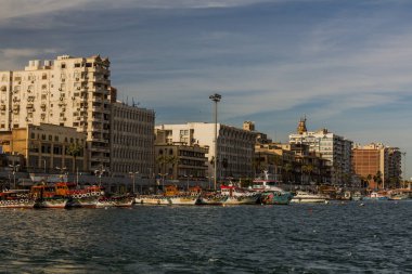 PORT, EGYPT - 3 Şubat 2019: Port Said, Mısır 'daki Süveyş Kanalı' ndaki binalar