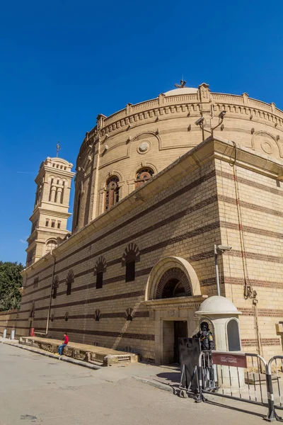 Cairo Egipto Enero 2019 Guardia Armada Frente Iglesia San Jorge — Foto de Stock