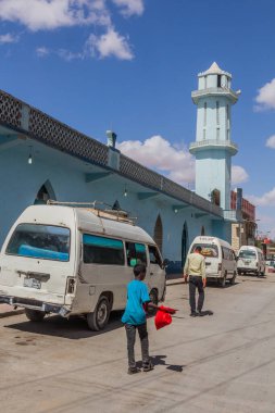 HARGEISA, SOMALILAND - 12 Nisan 2019: Somaliland 'ın başkenti Hargeisa' daki bir caminin minaresi