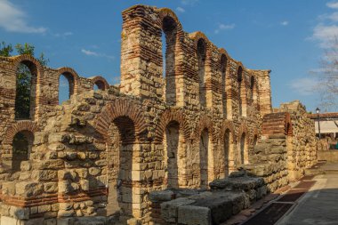 Bulgaristan 'ın Nesebar kentindeki Aziz Sophia Kilisesi harabesi