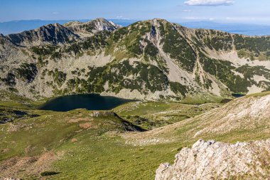 Bulgaristan 'ın Pirin dağlarındaki Vlahinski vadisi