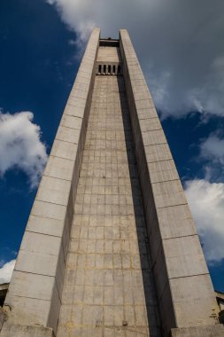 Bulgaristan 'daki Buzludzha heykelinin manzarası