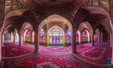 Shiraz, Ira 'daki Nasir al Mulk Camii.