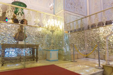 TEHRAN, İRAN - 5 Temmuz 2019: İran 'ın başkenti Tahran' daki Golestan Sarayı 'nın İçi.