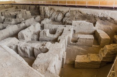 İran 'ın Hamadan kentindeki Hegmataneh tepesinde ekbatana harabeleri