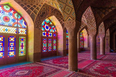 Shiraz, Ira 'daki Nasir al Mulk Camii.