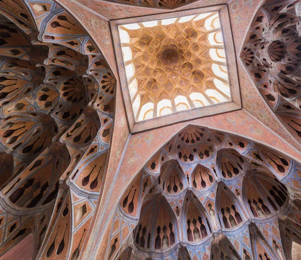伊斯法罕Iran Isfahan 2019年7月9日 伊朗伊斯法罕Ali Qapu宫音乐厅装饰 — 图库照片