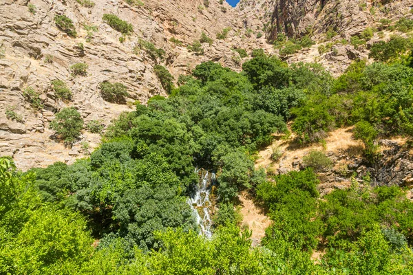 Cachoeira Perto Aldeia Palangan Região Curdistão Irão — Fotografia de Stock