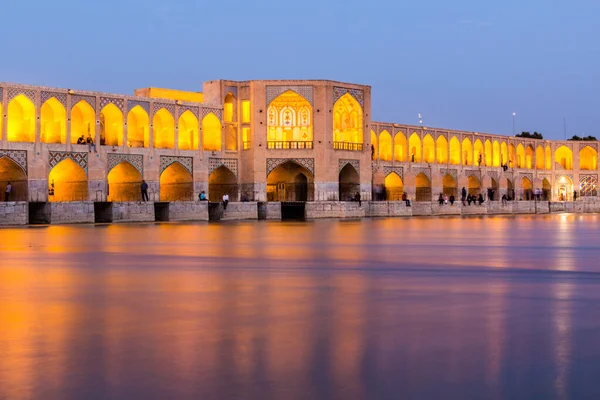 Vista Nocturna Del Puente Khaju Isfahán Irán — Foto de Stock