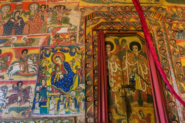 Tana Etiopia Aprile 2019 Dipinti Colorati Nel Monastero Ura Kidane — Foto Stock