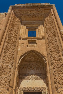 Dogubeyazit yakınlarındaki Ishak Paşa sarayının dekore edilmiş kapısı