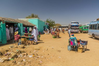 Sudan 'da yol kenarındaki gıda tezgahları 11 Mart 2019.