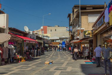 IGDIR, TURKEY - 17 Temmuz 2019: İgdir, Türkiye 'de yaya caddesi