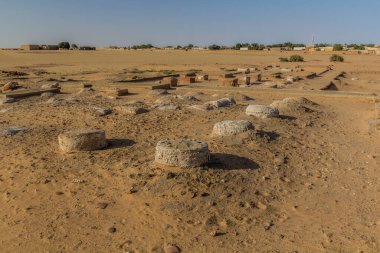 Sudan, Karima yakınlarında Jebel Barkal 'daki tapınak kalıntıları