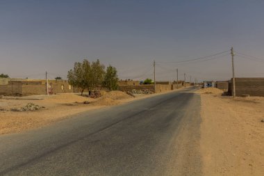 Abri, Sudan 'da bir yol manzarası