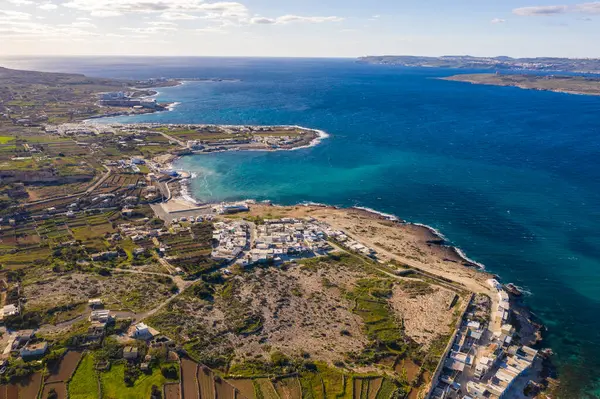 Malta Região Norte Mellieha Vista Aérea Baía Azul Cidade Costeira — Fotografia de Stock