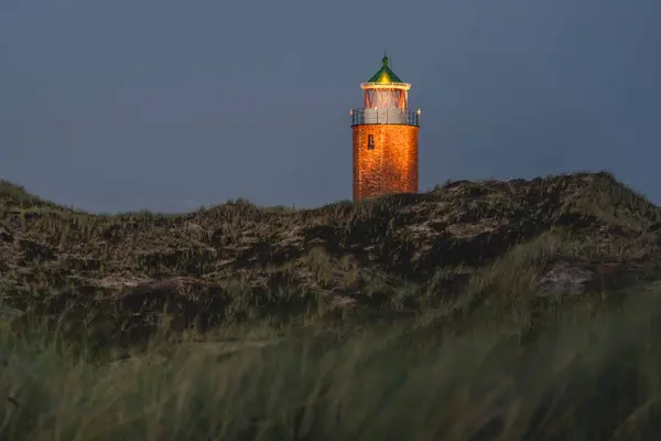 Grassy Cliffside Rotes Kliff Lighthouse Background — Stock Photo, Image