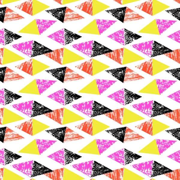 Grunge handgeschilderde patroon met driehoeken — Stockvector