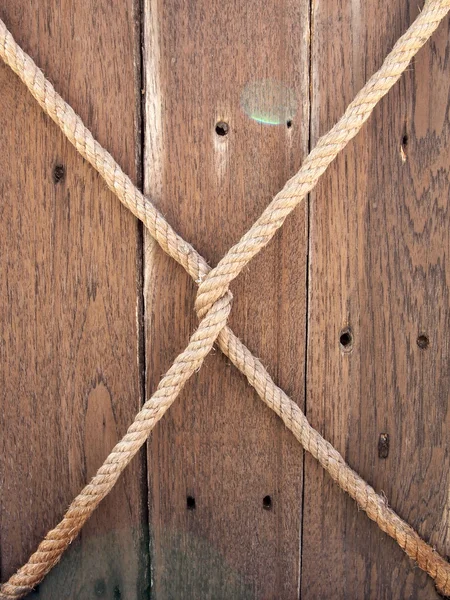 Fondo de madera con cuerda —  Fotos de Stock