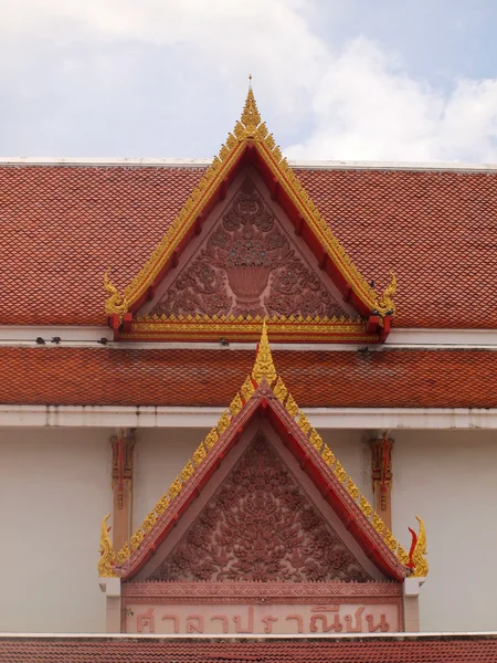 Tapınak, katmanlı, gable — Stok fotoğraf
