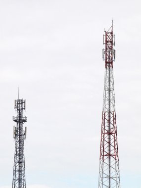 Telekomünikasyon kuleleri