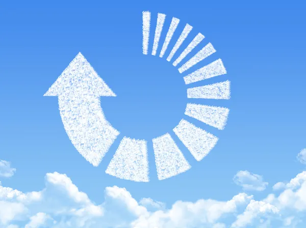 Ανανεώσετε το σημάδι ένα σχήμα σύννεφο στον ουρανό — Φωτογραφία Αρχείου