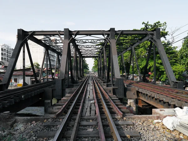 在曼谷，泰国的铁路桥梁 — 图库照片
