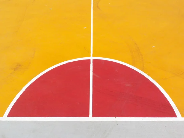Линии баскетбольной площадки — стоковое фото