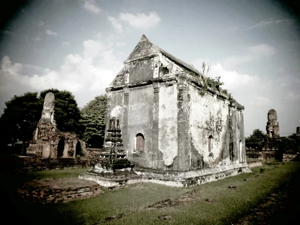 Antiche rovine - wat phra sri rattana mahathat lop buri in Thailandia . — Foto Stock