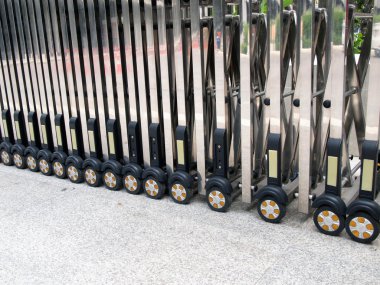 slayt kapı ile tekerlek rulman 