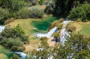 milli park krka ve çağlayan nehir krka, croa üzerinde şelaleler