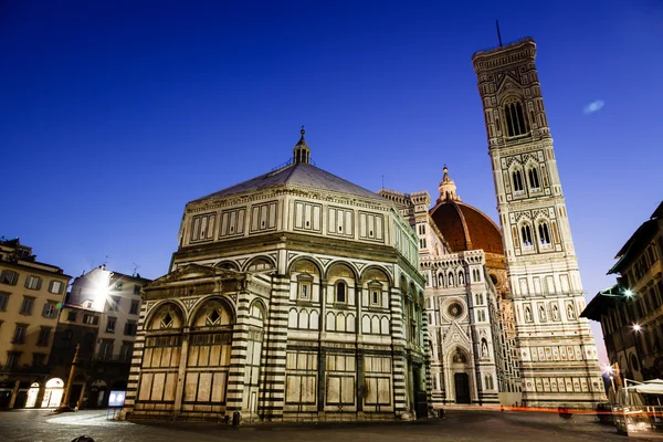 Katedry we Florencji (Duomo - Basilica di Santa Maria del Fiore) i — Zdjęcie stockowe