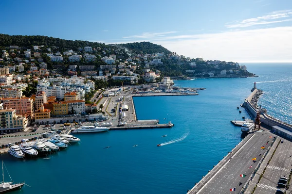 Vista aérea no porto de Nice e Iates de luxo, Riviera Francesa, F — Fotografia de Stock