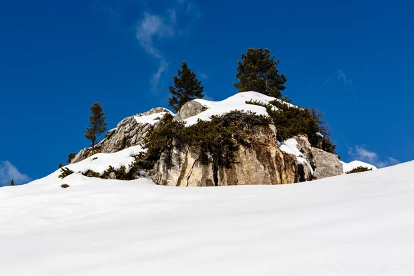 Kalliovuoret Arabien hiihtokeskuksessa, Dolomiitit Alpeilla, Ita — kuvapankkivalokuva