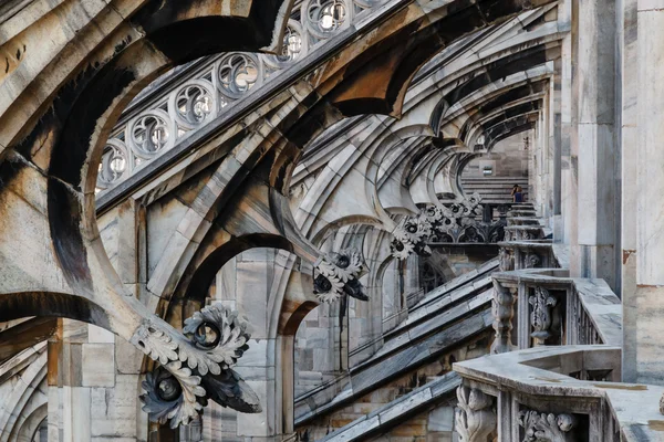 Toit de la célèbre cathédrale de Milan, Lombardie, Italie — Photo