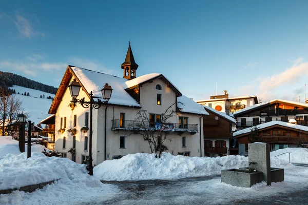 Evening in the Village of Megeve in French Alps, France — Stock Photo, Image