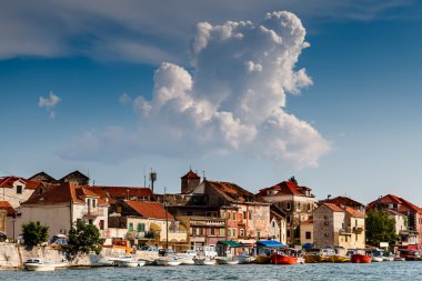 omis nehir cetina, Dalmaçya, Hırvatistan'ın Orta Çağ kenti
