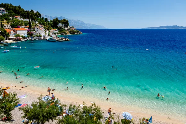 Belle plage adriatique et lagune avec eau turquoise près de Sp — Photo