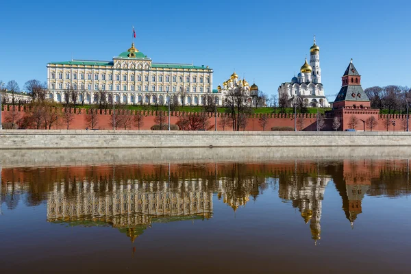 Moskova kremlin ve ivan büyük çan kulesi, Rusya Federasyonu — Stok fotoğraf