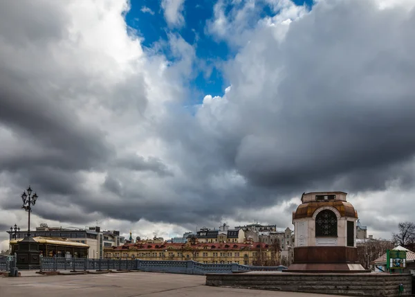 Dramatic Cloudscape over Center of Moscow, Russia — Stock Photo, Image