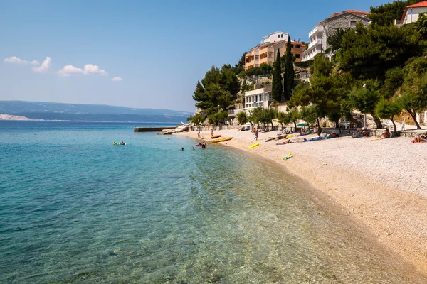 Deep Blue Sea with Transparent Water and Beautiful Adriatic Beac — Stock Photo, Image