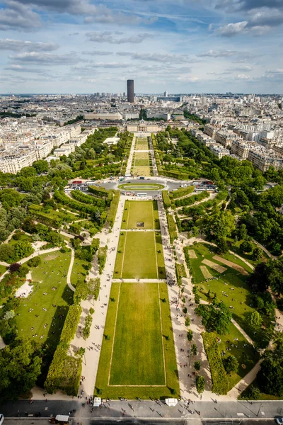 Luchtfoto op champ de mars van de toren van eiffel, Parijs, Frank — Stockfoto