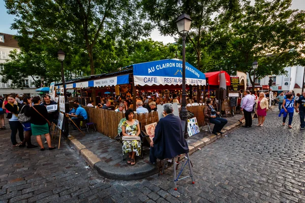 Place du Tertre em Montmartre, Paris, França Imagem De Stock