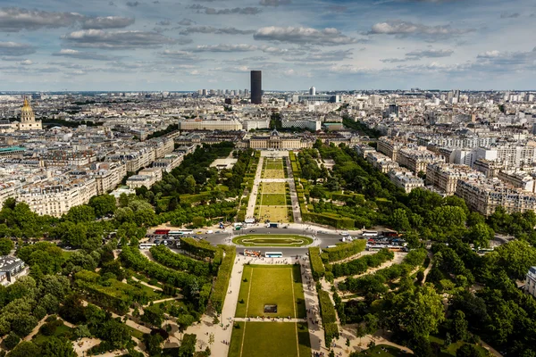 Luchtfoto op champ de mars van de toren van eiffel, Parijs, Frank — Stockfoto