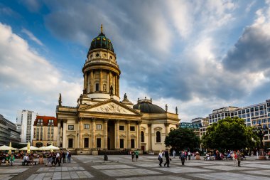 Berlin, Almanya 'daki Jandarma Meydanı' nda Alman Katedrali