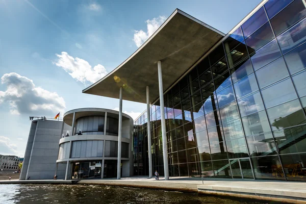 Cancelleria tedesca (Bundeskanzleramt) Edificio vicino Reichstag in — Foto Stock