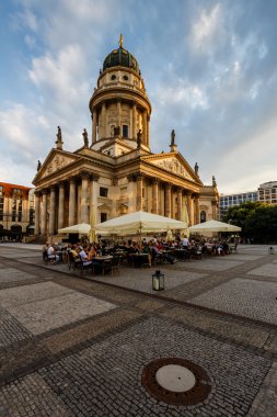 Berlin, Almanya 'daki Jandarma Meydanı' nda Alman Katedrali