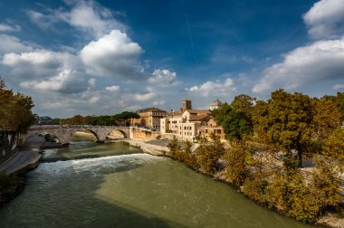 profil tiber Adası ve cestius Köprüsü, Roma, İtalya